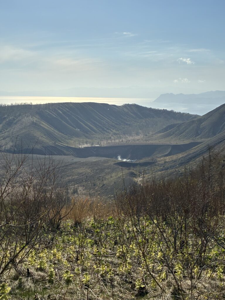 銀沼火山口
